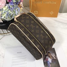 Load image into Gallery viewer, LOUIS VUITTON M44494 DOPP
