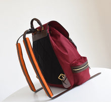 Load image into Gallery viewer, BURBERRY TB
