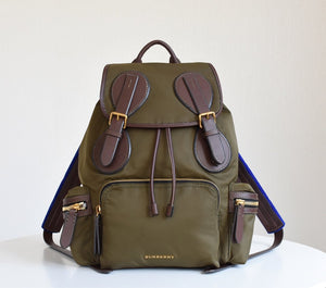 BURBERRY TB