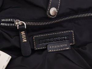 BURBERRY TB