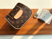 Load image into Gallery viewer, LOUIS VUITTON M44494 DOPP
