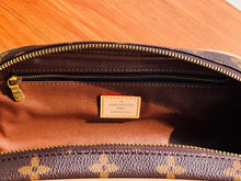 Load image into Gallery viewer, LOUIS VUITTON M44494 DOPP
