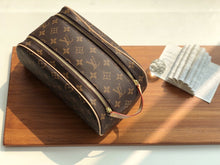 Load image into Gallery viewer, LOUIS VUITTON M44494 DOPP
