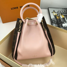 Load image into Gallery viewer, LOUIS VUITTON
