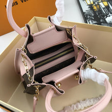 Load image into Gallery viewer, LOUIS VUITTON
