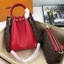 Load image into Gallery viewer, LOUIS VUITTON
