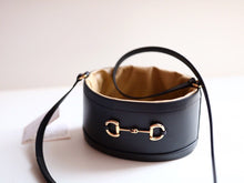 Load image into Gallery viewer, GUCCI 602118 1DBUG 2363
