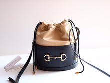 Load image into Gallery viewer, GUCCI 602118 1DBUG 2363
