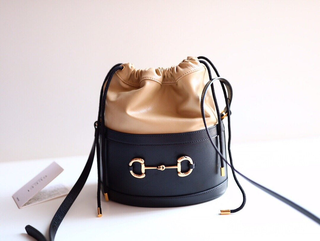 GUCCI 602118 1DBUG 2363