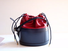 Load image into Gallery viewer, GUCCI 602118 1DBUG 2363
