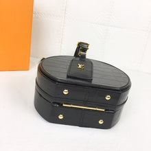 Load image into Gallery viewer, LOUIS VUITTON M43514 PETITE BOITE CHAPEAU
