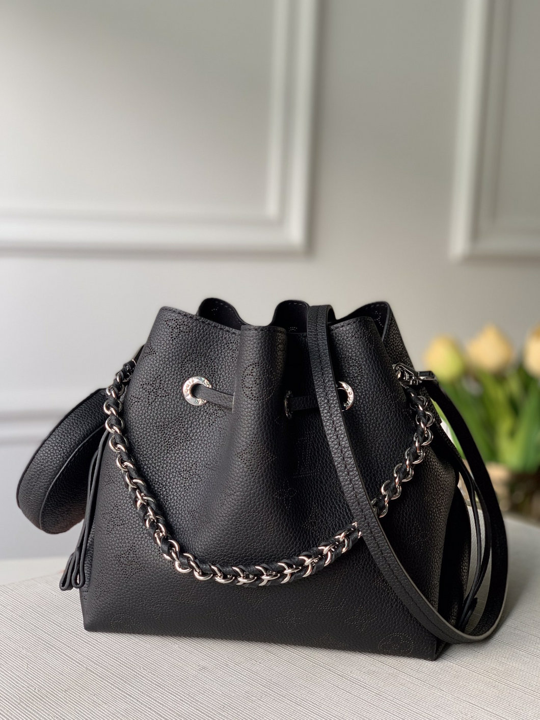 LOUIS VUITTON M57068 BELLA