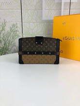 Load image into Gallery viewer, LOUIS VUITTON M43596 TRUNK CLUTCH
