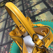 Load image into Gallery viewer, GUCCI 655597 2TYAG 9795
