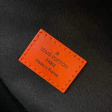 Load image into Gallery viewer, LOUIS VUITTON N40157 DISCOVERY
