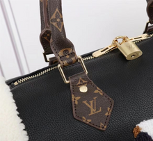 Load image into Gallery viewer, LOUIS VUITTON M56966 SPEEDY 30 BANDOULIÈRE
