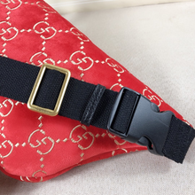 Load image into Gallery viewer, GUCCI 574968GZ8BT
