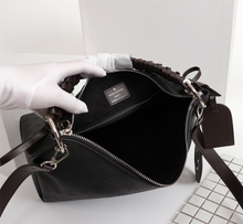 Load image into Gallery viewer, LOUIS VUITTON M56084 BEAUBOURG HOBO
