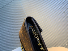 Load image into Gallery viewer, LOUIS VUITTON
