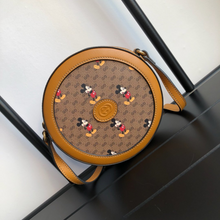 Load image into Gallery viewer, GUCCI 658825 2UZAV 6477
