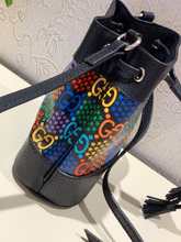Load image into Gallery viewer, GUCCI 655597 2TYAG 9795

