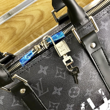 Load image into Gallery viewer, LOUIS VUITTON M43412 KEEPALL BANDOULIÈRE
