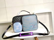 Load image into Gallery viewer, LOUIS VUITTON M45457 MULTIPOCKET
