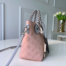 Load image into Gallery viewer, LOUIS VUITTON M53938 Hina
