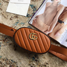 Load image into Gallery viewer, GUCCI 476434 0OLFX 8277 85
