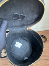 Load image into Gallery viewer, LOUIS VUITTON M43986 CANNES
