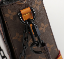 Load image into Gallery viewer, LOUIS VUITTON M30717
