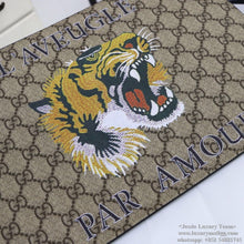 Load image into Gallery viewer, GUCCI 473904 GZN1N 1058
