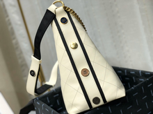 Load image into Gallery viewer, CHANEL AS1460 B02441
