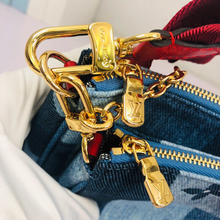 Load image into Gallery viewer, LOUIS VUITTON M44990
