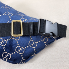 Load image into Gallery viewer, GUCCI 574968GZ8BT
