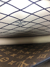 Load image into Gallery viewer, LOUIS VUITTON M43596 TRUNK CLUTCH

