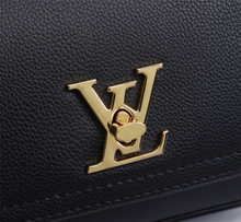 Load image into Gallery viewer, LOUIS VUITTON M57073 LOCKME CHAIN
