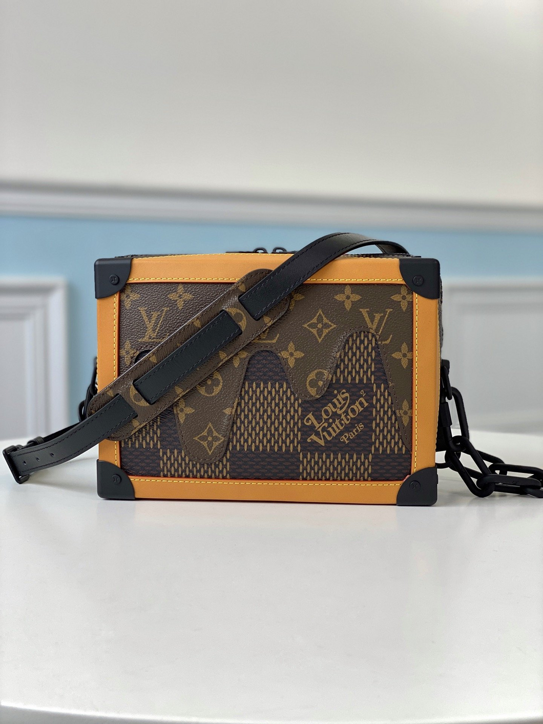 LOUIS VUITTON M44730 SOFT TRUNK