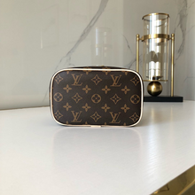 Load image into Gallery viewer, LOUIS VUITTON M44495 NICE

