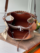 Load image into Gallery viewer, LOUIS VUITTON M57526 MURIA
