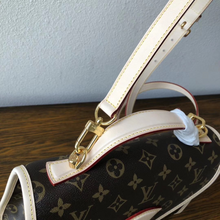 Load image into Gallery viewer, LOUIS VUITTON M51122
