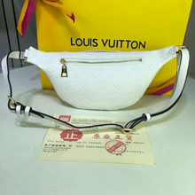 Load image into Gallery viewer, LOUIS VUITTON M44812 BUMBAG
