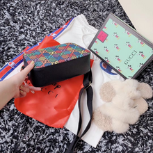 Load image into Gallery viewer, GUCCI 574886H20A
