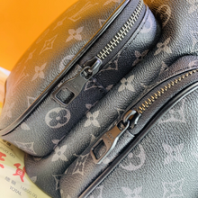 Load image into Gallery viewer, LOUIS VUITTON M44658 BOSPHORE
