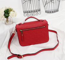 Load image into Gallery viewer, LOUIS VUITTON M40780 POCHETTE MÉTIS
