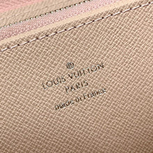 Load image into Gallery viewer, LOUIS VUITTON M69110 ESCALE ZIPPY
