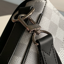 Load image into Gallery viewer, LOUIS VUITTON N50013 STUDIO
