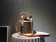 Load image into Gallery viewer, LOUIS VUITTON M43587 DUFFLE
