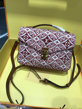 Load image into Gallery viewer, LOUIS VUITTON M57272 POCHETTE MÉTIS
