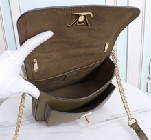 Load image into Gallery viewer, LOUIS VUITTON M57073 LOCKME CHAIN
